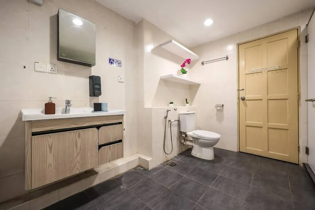 Apartment 5 Sec To Pavilion Mall 16-23 People Fahrenheit Suites 88 Jalan Bukit Bintang Kuala Lumpur