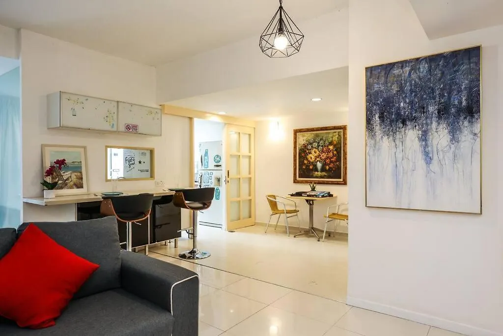 Apartment 5 Sec To Pavilion Mall 16-23 People Fahrenheit Suites 88 Jalan Bukit Bintang Kuala Lumpur