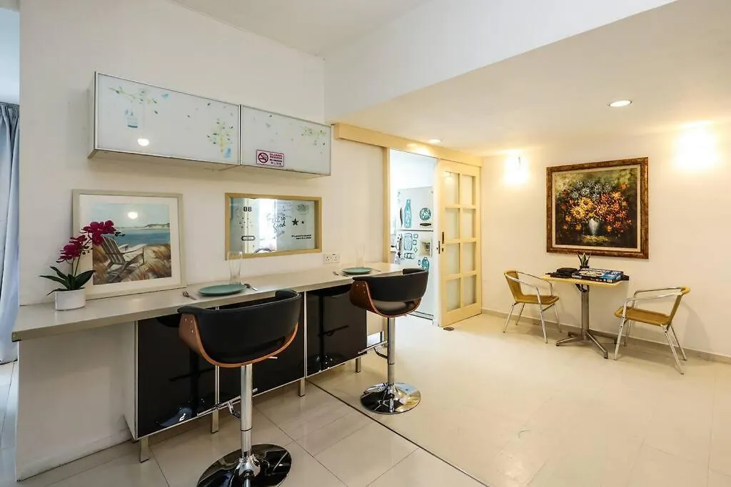 Apartment 5 Sec To Pavilion Mall 16-23 People Fahrenheit Suites 88 Jalan Bukit Bintang Kuala Lumpur Ma­lay­sia