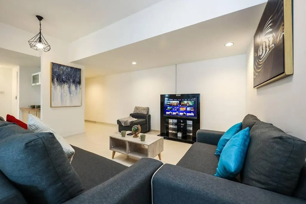 Apartment 5 Sec To Pavilion Mall 16-23 People Fahrenheit Suites 88 Jalan Bukit Bintang Kuala Lumpur